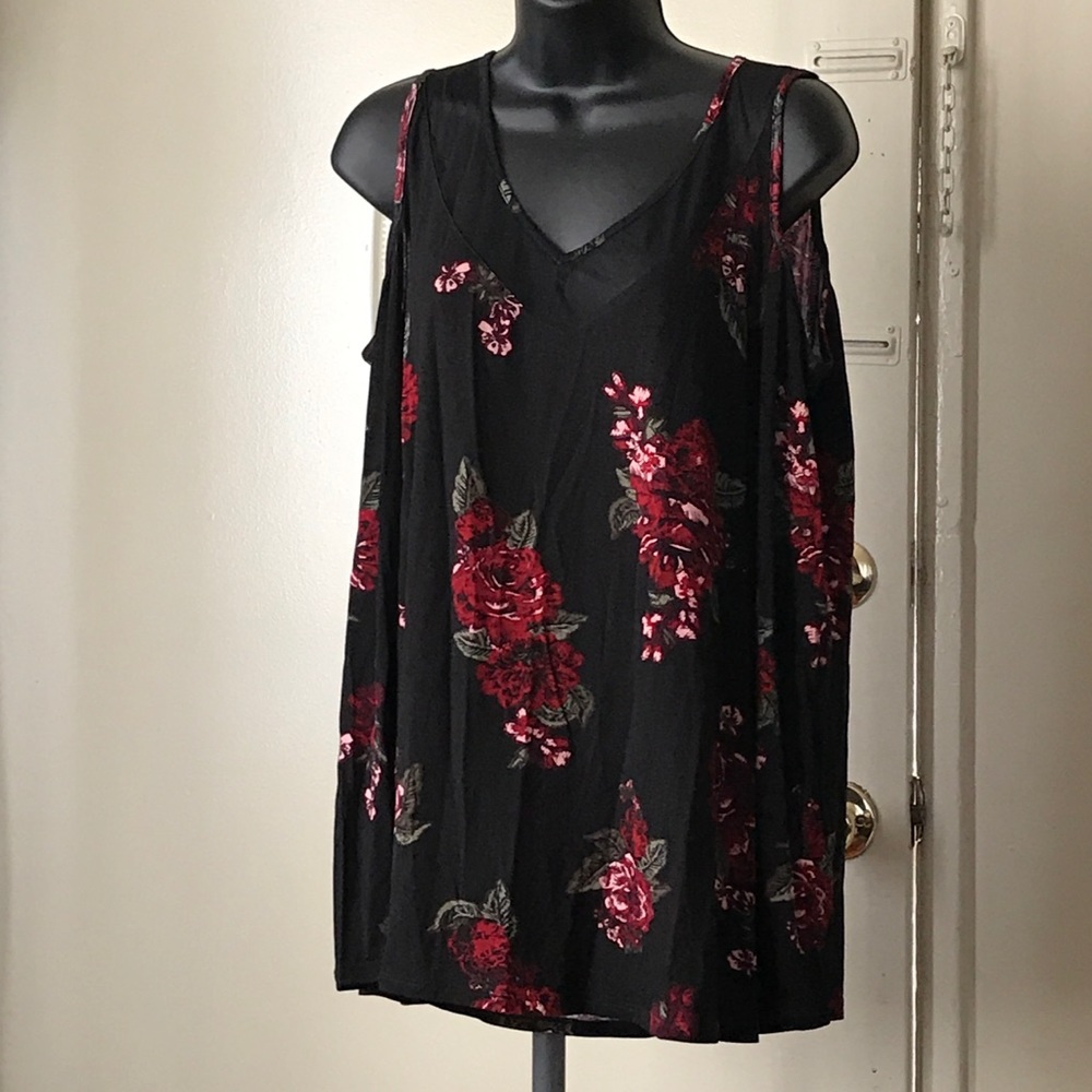 NWT TORRID FLOWER PRINT LONG SLEEVE SHIRT